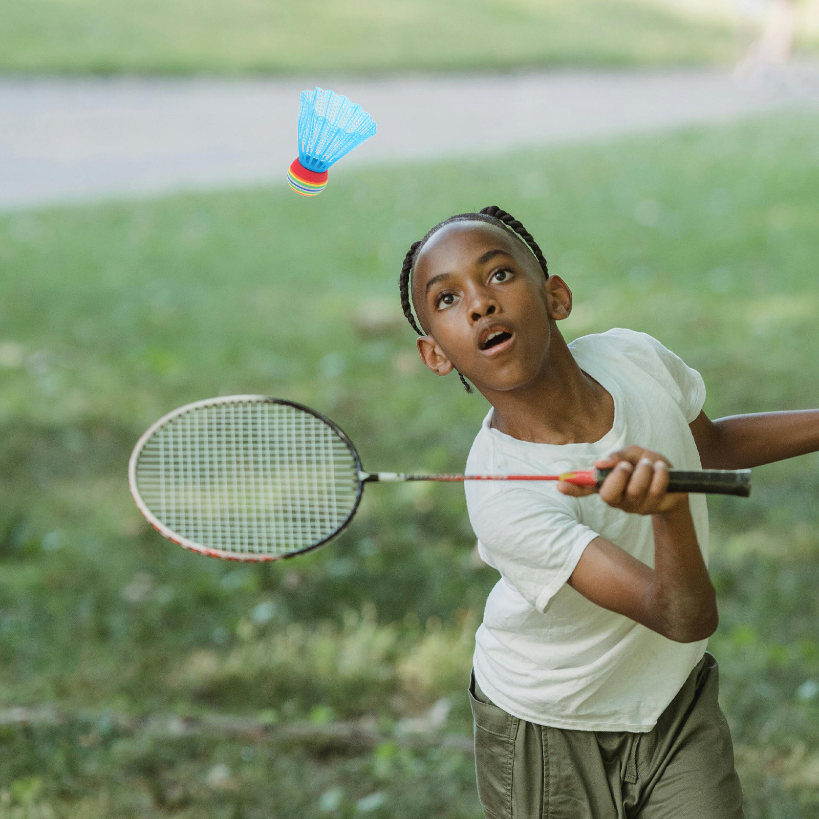 12 sztuk kolorowych lotek do b – Badminton Materi recenzja i cena